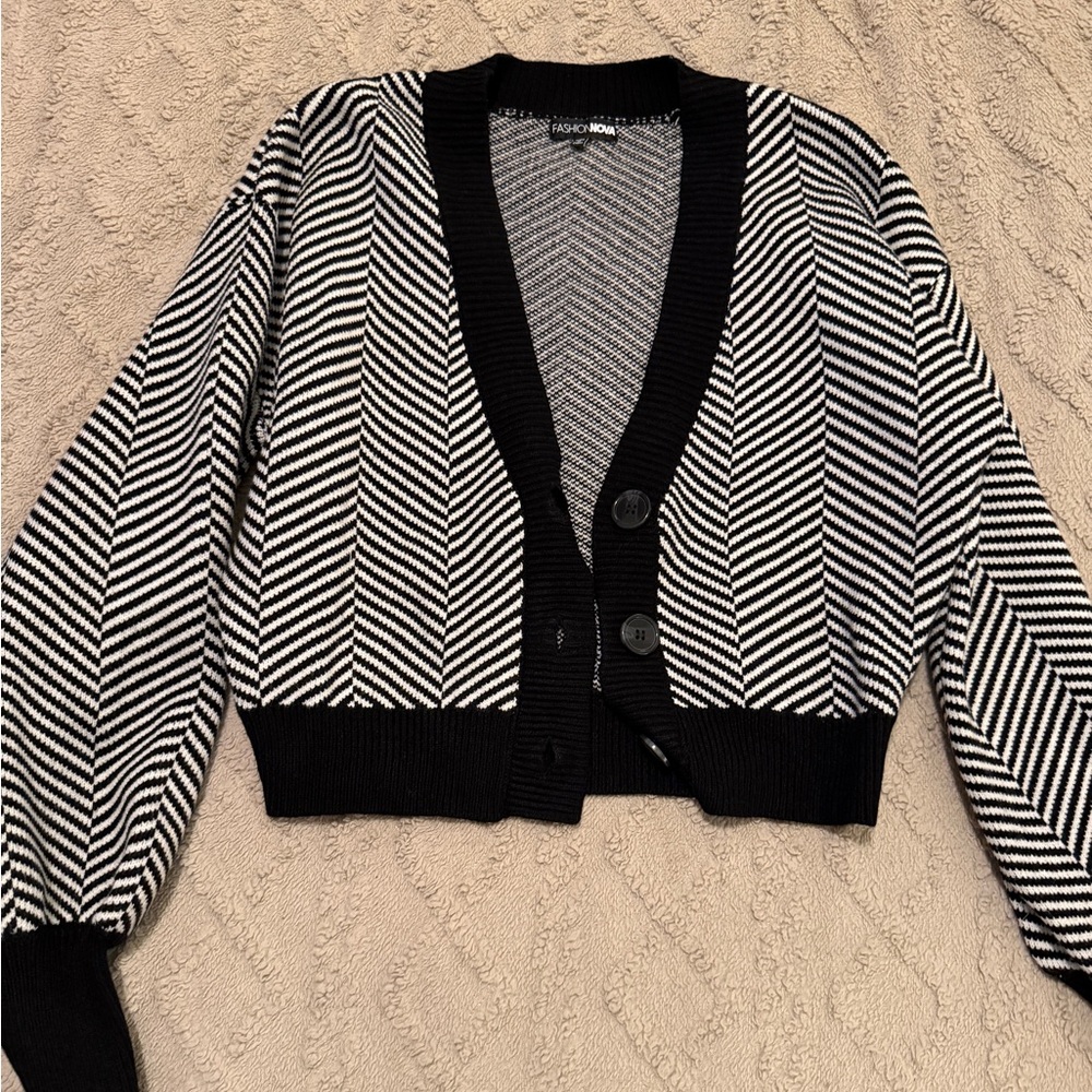 Fashion Nova Black and White Striped Cardigan